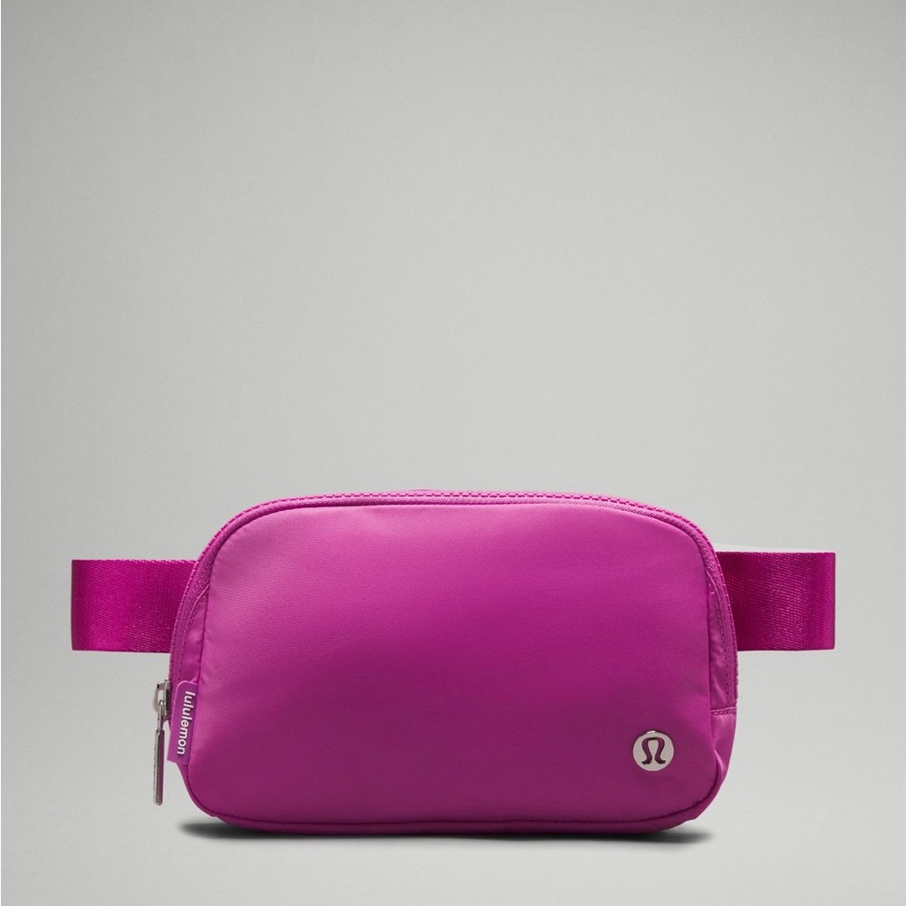 NEW LULULEMON EVERYWHERE BELT BAG POW PINK TONE
